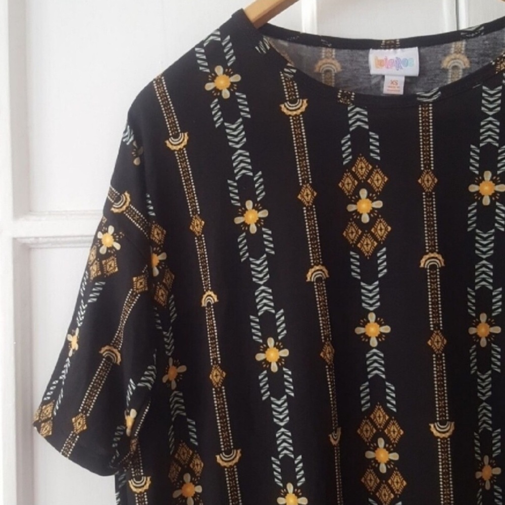 LuLaRoe Irma Tunic Black Aztec Short Sleeve Top XS